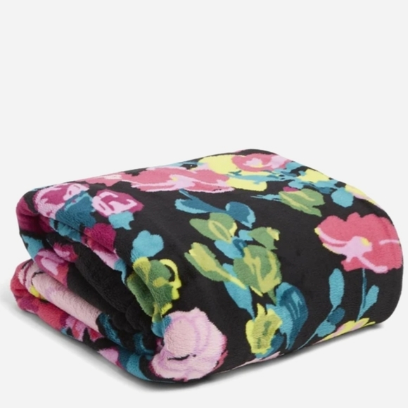 VERA BRADLEY Throw Blanket - Hilo Meadow - Picture 1 of 7